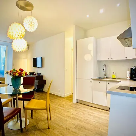 Massena Apartman *